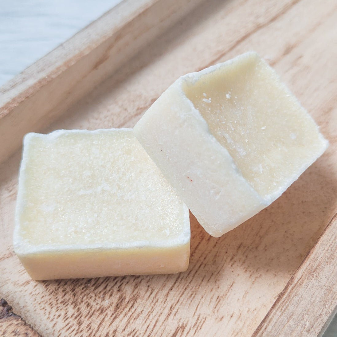 amberblokje, geurblokje, huisparfum, kaarsen, sojakaarsen, natuurlijke kaarsen, vegan kaarsen, handgemaakte kaarsen