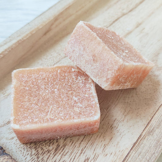 amberblokje, geurblokje, huisparfum, kaarsen, sojakaarsen, natuurlijke kaarsen, vegan kaarsen, handgemaakte kaarsen, geurkaarsen